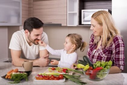 Parents Build Healthy Habits in Children