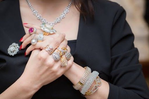 Diamond jewelry